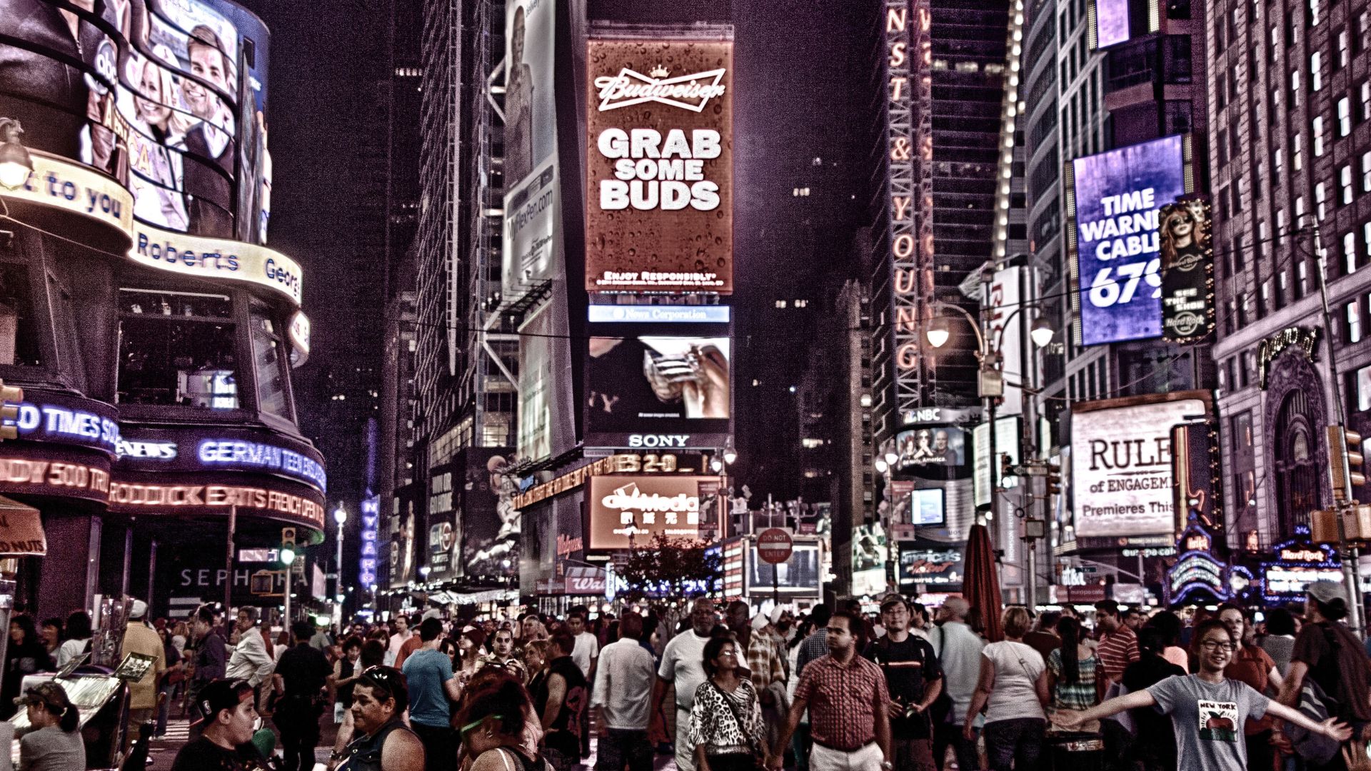 The Evolution of Television Advertising Strategies in America